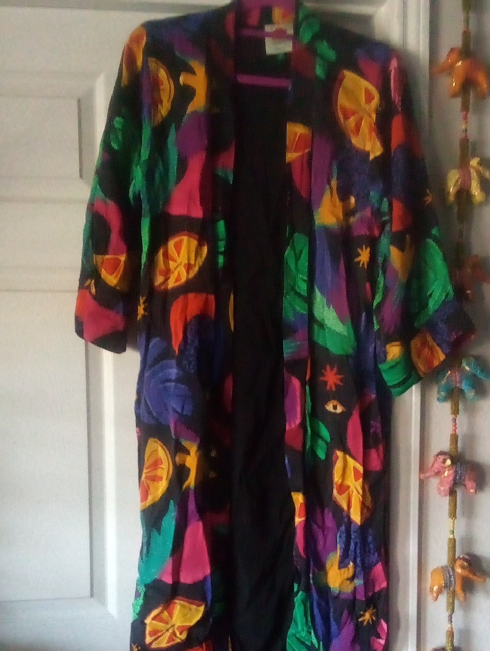 FARM RIO Mystic Black Multi-Color Kimono 👘
